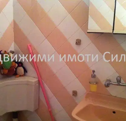 Снимка 4 — Едностаен апартамент в кв. Добруджански, Шумен с тераса