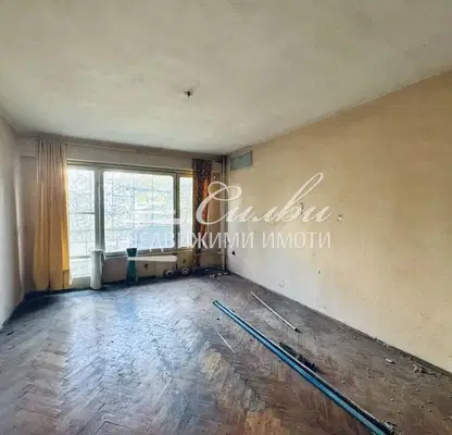 Photo 4 — Three-room apartment with two terraces in Dobruzhanski district, Shumen