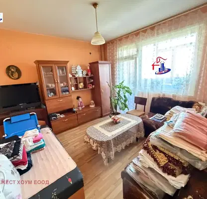 Снимка 4 — Четиристаен апартамент в Добруджански, Шумен с три тераси