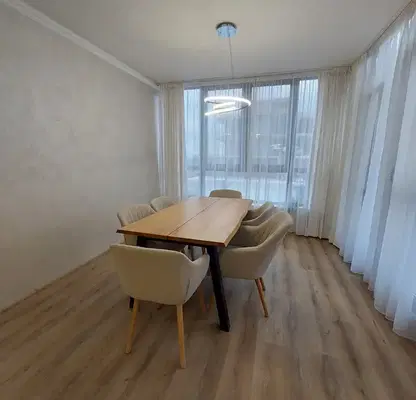 Photo 2 — 4-bedroom apartment in Shumen, Dobrudjanski