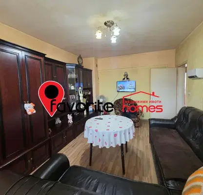 Photo 2 — 4-bedroom apartment in Shumen, Dobrudjanski