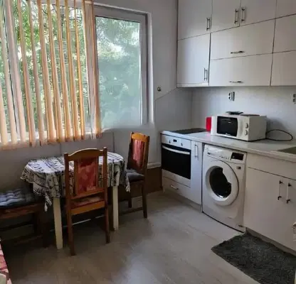 Снимка 3 — Двустаен апартамент 55 кв.м в град Шумен, Херсон с източно-западно изложение