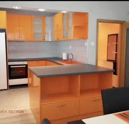 Photo 2 — Spacious 3-room apartment with parking space in the center of Shumen