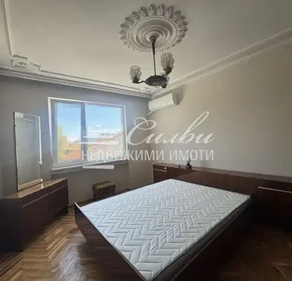 Photo 5 — Three-room apartment with two terraces in the Tombul Dzhamiya district, Shumen