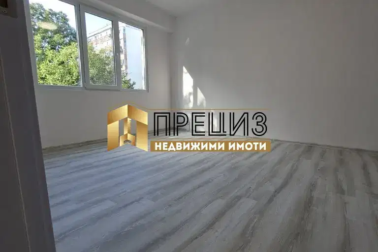 3-bedroom apartment in Shumen, Trakiya