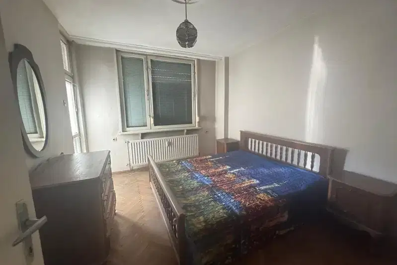 Spacious 4-room apartment in Trakiya, Shumen