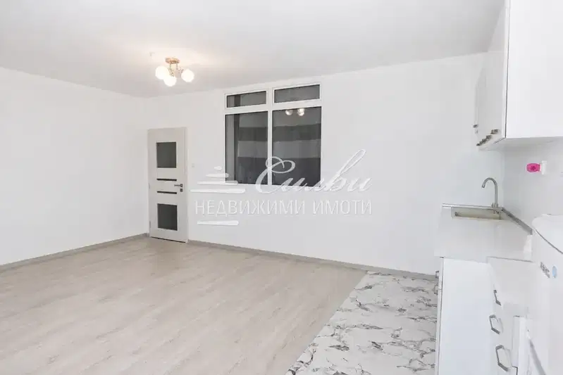 Two-room apartment with terrace in Trakiya district, Shumen