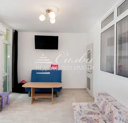 Photo 2 — Two-room apartment with terrace in Trakiya district, Shumen