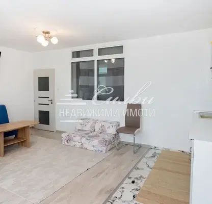 Photo 3 — Two-room apartment with terrace in Trakiya district, Shumen