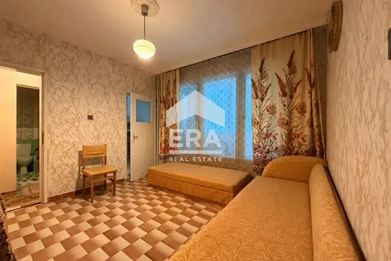 Three-room apartment with two terraces in the center of Silistra