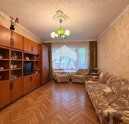 Снимка 2 — Тристаен апартамент с две тераси в центъра на Силистра