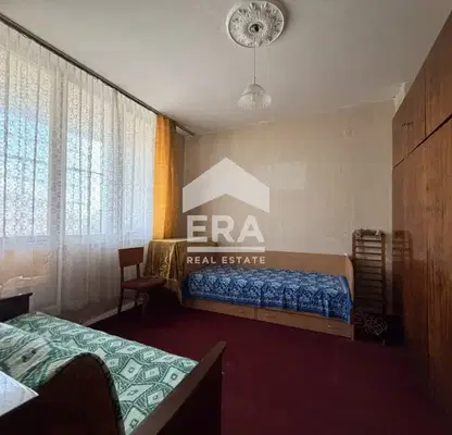 Снимка 3 — Двустаен апартамент с две тераси в Силистра, Изток