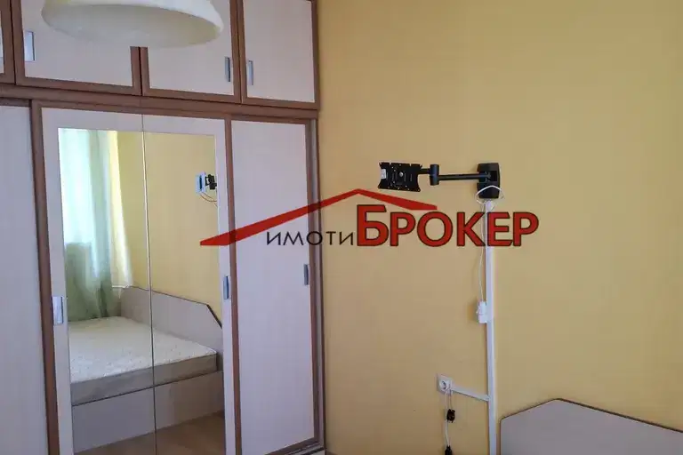 2-bedroom apartment in Sliven, Centyr