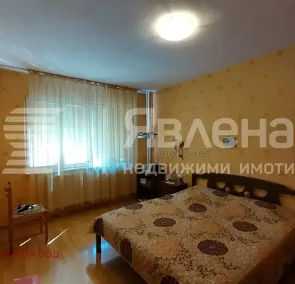 Снимка 2 — Тристаен апартамент в Център, Сливен с две тераси