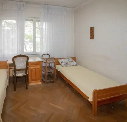 Снимка 4 — Тристаен апартамент в Център на Сливен с тераса