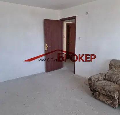 Photo 5 — Three-room apartment with two terraces in Druzhba, Sliven