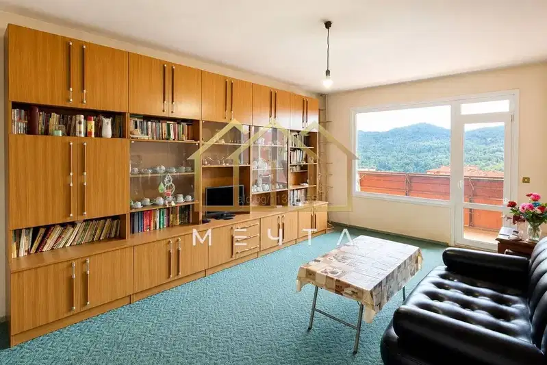 Spacious 3-room apartment in Smolyan, Nevyastata with terraces