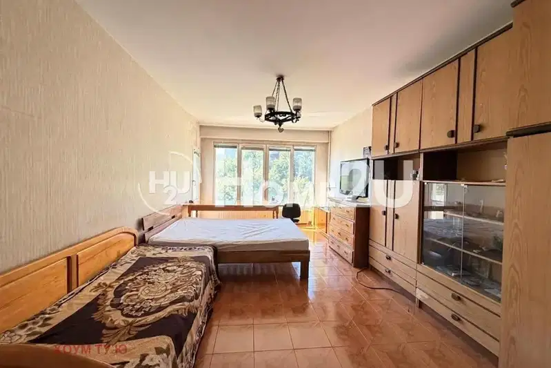 Three-room apartment in Banishora with three terraces