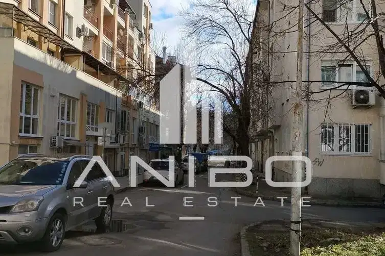 3-bedroom apartment in Sofia, Banishora