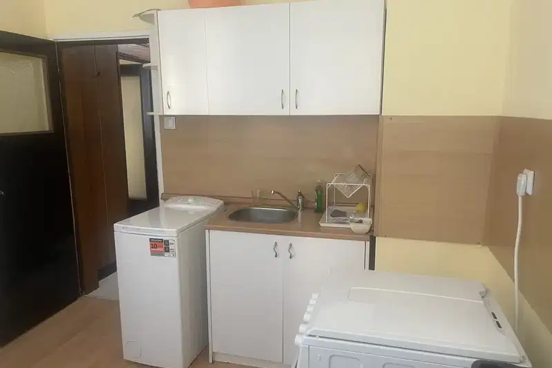 Едностаен апартамент в Банишора с площ 55 кв.м.
