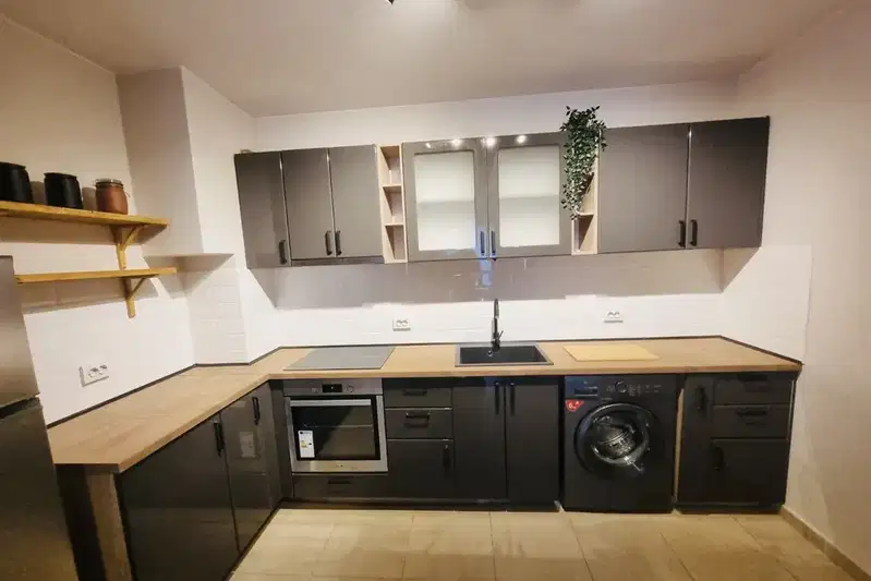Two-room apartment with terrace in Banishora, Sofia