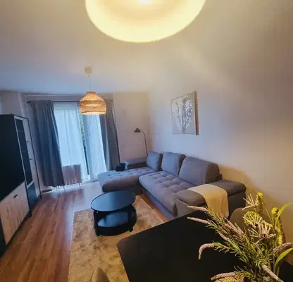 Снимка 2 — Двустаен апартамент с тераса в Банишора, София