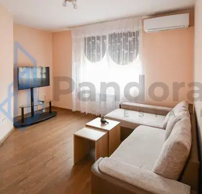 Снимка 4 — Двустаен апартамент 80 кв.м. в Банишора с югоизточно изложение