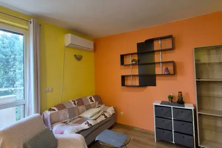 Two-room apartment with terrace in Banishora, Sofia