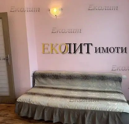 Снимка 2 — Тристаен апартамент с панорамна тераса в Банишора, София
