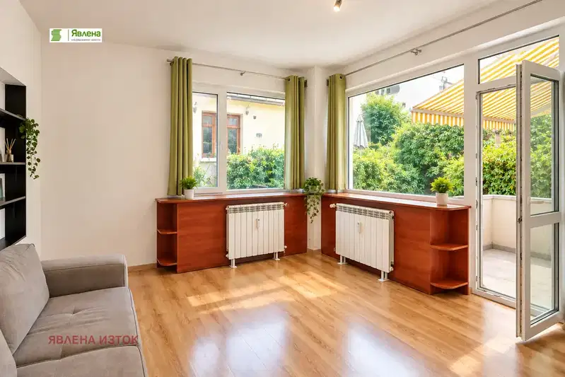 3-bedroom apartment in Sofia, Belite Brezi