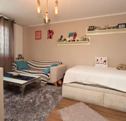 Photo 3 — Three-room apartment in Belite Brezi with southeast aspect