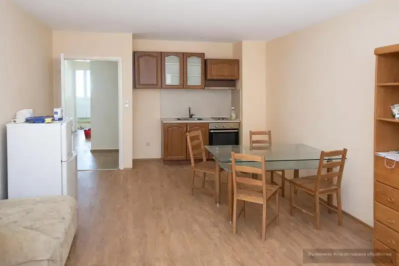 Three-room apartment in Belite Brezi with video surveillance