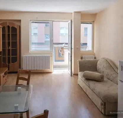Photo 2 — Three-room apartment in Belite Brezi with video surveillance