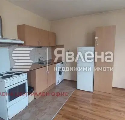 Снимка 2 — Двустаен апартамент с тераса в Борово, София