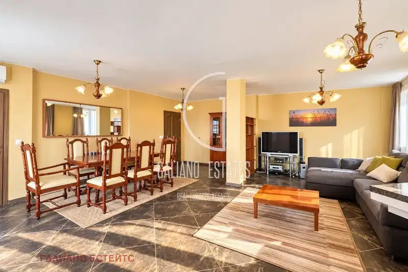 Spacious 4-room apartment in Borovo with three terraces
