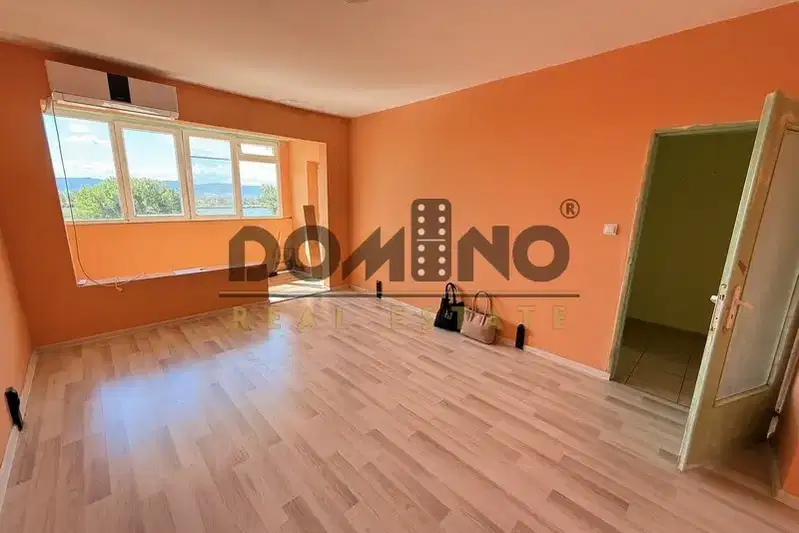 One-room apartment with panoramic view in Botunets 2, Sofia