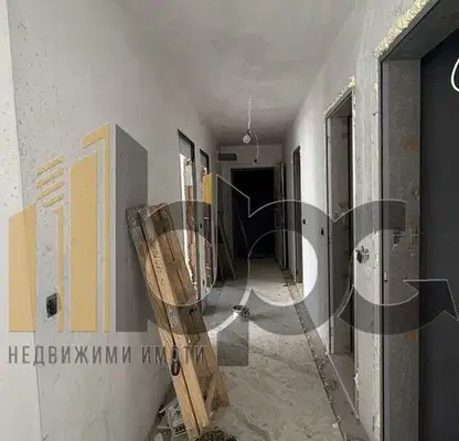 Снимка 5 — Просторен 3-стаен апартамент в Бояна с две тераси