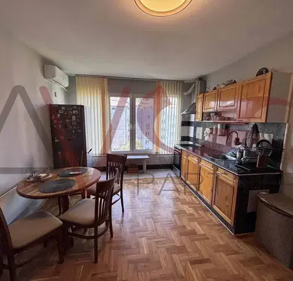Photo 3 — Two-room apartment in Bukston with elevator and video surveillance