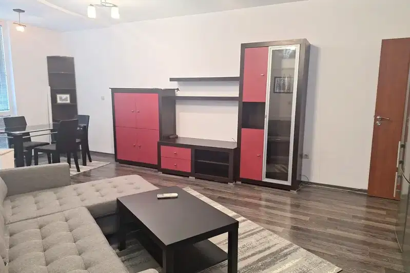 Three-room apartment with two bedrooms in Bukston, Sofia