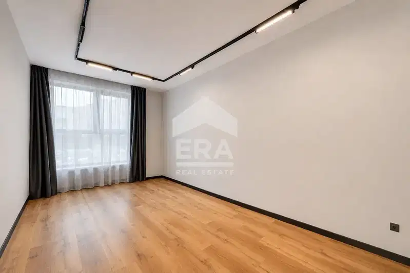 One-room apartment in Center with modern construction