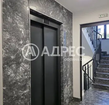 Photo 3 — Two-room apartment 79 sq m in Center with garage