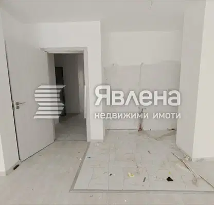 Photo 3 — Spacious 2-room apartment in Center, Sofia with balcony
