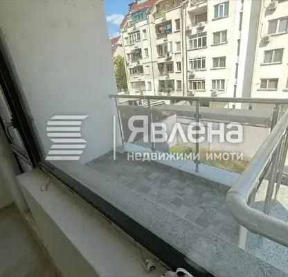 Photo 5 — Spacious 2-room apartment in Center, Sofia with balcony