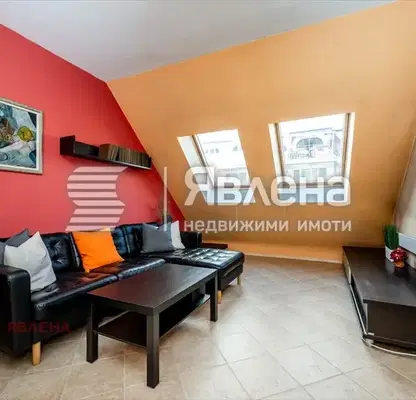 Photo 5 — Two-room apartment with terrace in Center, Sofia
