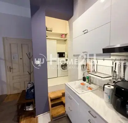 Photo 4 — Three-room apartment with high ceilings in Center, Sofia