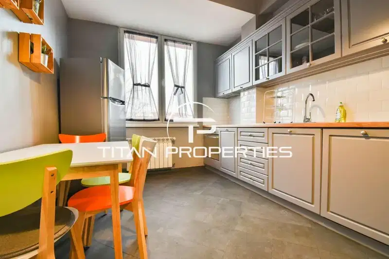3-bedroom apartment in Sofia, Centyr