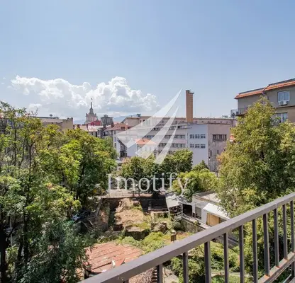 Photo 2 — 4-room apartment in Center, Sofia with walk-through rooms