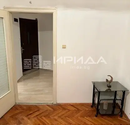 Снимка 5 — Четиристаен апартамент в Център, София с тераса