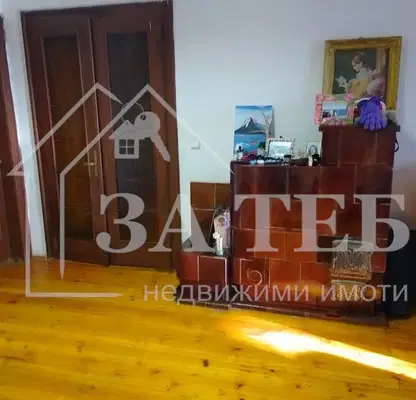 Снимка 2 — Многостаен апартамент 4 стаи в Център, бул. Патриарх Евтимий