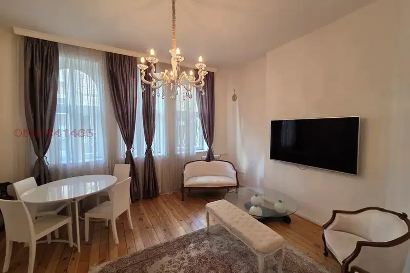 4-bedroom apartment in Sofia, Centyr
